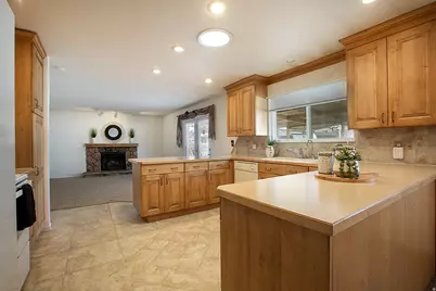 3439 W 7260 S, West Jordan, UT 84084 - Photo 9