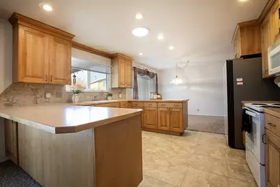 3439 W 7260 S, West Jordan, UT 84084 - Photo 17