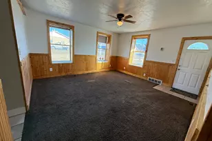 264 W 300 N, Mount Pleasant, UT 84647 - Photo 5