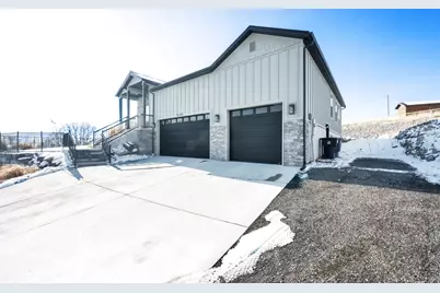 14368 S Robins Nest Cir W, Herriman, UT 84096 - Photo 3