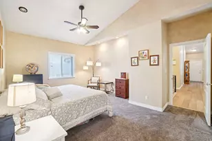 798 E Spruce Tree Ln, Sandy, UT 84094 - Photo 25