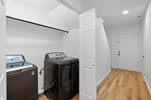 7265 S 1950 E, Cottonwood Heights, UT 84121 - Photo 19