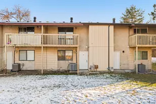 7265 S 1950 E, Cottonwood Heights, UT 84121 - Photo 23