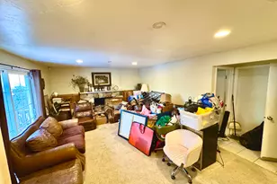 2809 Willow Hills Dr, Sandy, UT 84093 - Photo 11