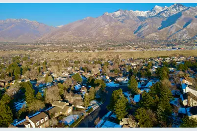 2809 Willow Hills Dr, Sandy, UT 84093 - Photo 31