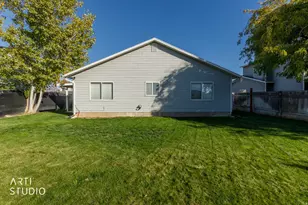 1961 S 100 W, Clearfield, UT 84015 - Photo 25