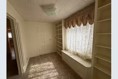 37 E Clark St, Grantsville, UT 84029 - Photo 9