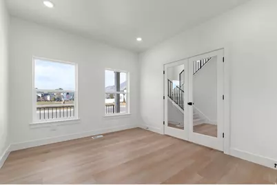 2237 E Parkside Cir S, South Ogden, UT 84403 - Photo 5