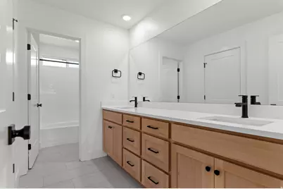 2237 E Parkside Cir S, South Ogden, UT 84403 - Photo 23