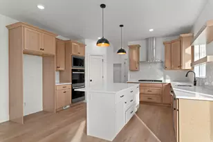 2237 E Parkside Cir S, South Ogden, UT 84403 - Photo 17