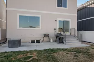 452 N Commodore Ln, Saratoga Springs, UT 84045 - Photo 29