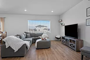 452 N Commodore Ln, Saratoga Springs, UT 84045 - Photo 5