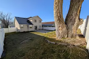 1187 E Parkstone Dr, Draper, UT 84020 - Photo 5