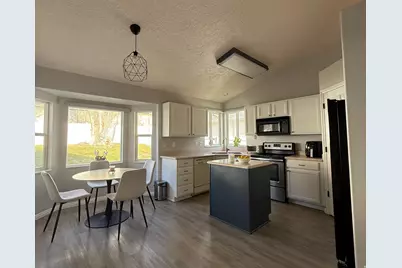 1187 E Parkstone Dr, Draper, UT 84020 - Photo 11