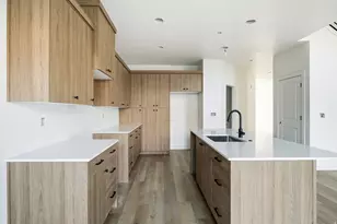 189 E 210 N, North Salt Lake, UT 84054 - Photo 29