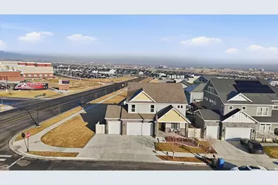 4384 W Lower Meadow Dr, Herriman, UT 84096 - Photo 21