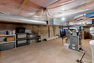 438 W 1050 N, Centerville, UT 84014 - Photo 25