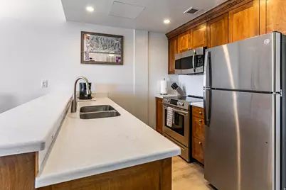 3720 Sundial Ct N #B-319, Park City, UT 84098 - Photo 9
