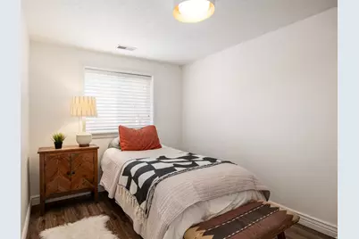 1090 E South Weber Dr, South Weber, UT 84405 - Photo 21