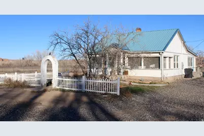 70 N 100 W, Hanksville, UT 84734 - Photo 17