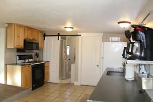 70 N 100 W, Hanksville, UT 84734 - Photo 11