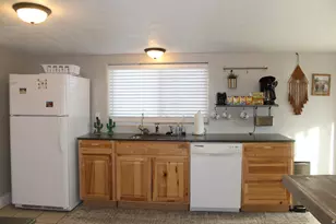 70 N 100 W, Hanksville, UT 84734 - Photo 9