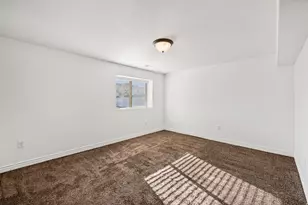 4863 W 3550 S, West Haven, UT 84401 - Photo 29