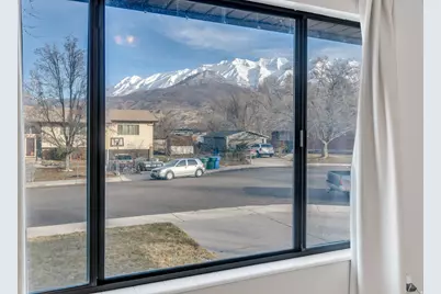 16 E 925 N, Orem, UT 84057 - Photo 9