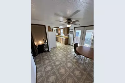 131 W 400 S, Vernal, UT 84078 - Photo 15