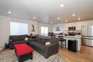 623 N Scuttlebutt Ln, Saratoga Springs, UT 84043 - Photo 13