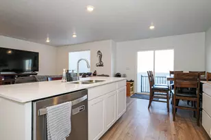 623 N Scuttlebutt Ln, Saratoga Springs, UT 84043 - Photo 9