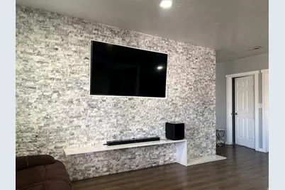 2472 S Hempstead St, West Valley, UT 84119 - Photo 3