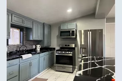 2472 S Hempstead St, West Valley, UT 84119 - Photo 5