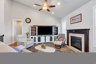 5002 W Maidstone Ct W, West Valley, UT 84120 - Photo 3