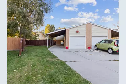 4702 S Cathay Cir W, Taylorsville, UT 84123 - Photo 35