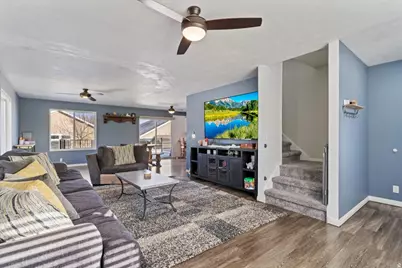 2544 W 1675 N, Clinton, UT 84015 - Photo 3