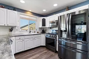 2544 W 1675 N, Clinton, UT 84015 - Photo 9