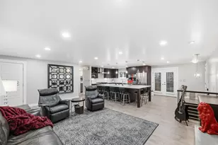 2031 E La Tour Cir, Salt Lake City, UT 84121 - Photo 9