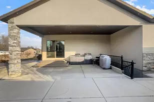 2644 W Titans Ct S, South Jordan, UT 84095 - Photo 41