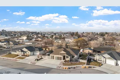 2644 W Titans Ct S, South Jordan, UT 84095 - Photo 51