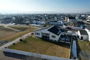 598 S Crooked Post Way, Saratoga Springs, UT 84045 - Photo 75