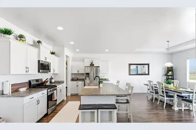 598 S Crooked Post Way, Saratoga Springs, UT 84045 - Photo 11