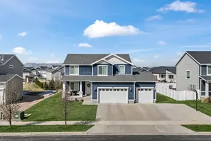 442 S Doubleday St, Mapleton, UT 84664 - Photo 1