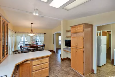 5092 S El Sendero Cir E, Salt Lake City, UT 84117 - Photo 5