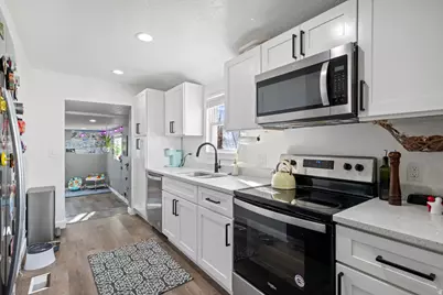 230 E Southgate Ave S, Salt Lake City, UT 84115 - Photo 7