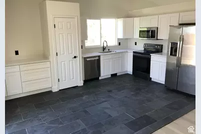 6116 W Graceland Way S, West Jordan, UT 84081 - Photo 5