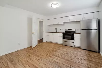 3181 E Deer Cir, Cottonwood Heights, UT 84121 - Photo 19