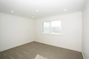 5956 W Jargon Cir, Kearns, UT 84118 - Photo 11