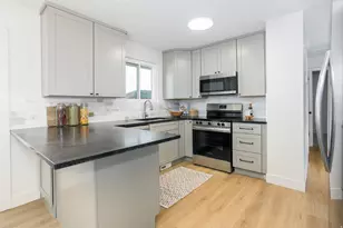 5956 W Jargon Cir, Kearns, UT 84118 - Photo 5