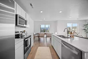 2169 S Wolverine Way, Washington, UT 84780 - Photo 19